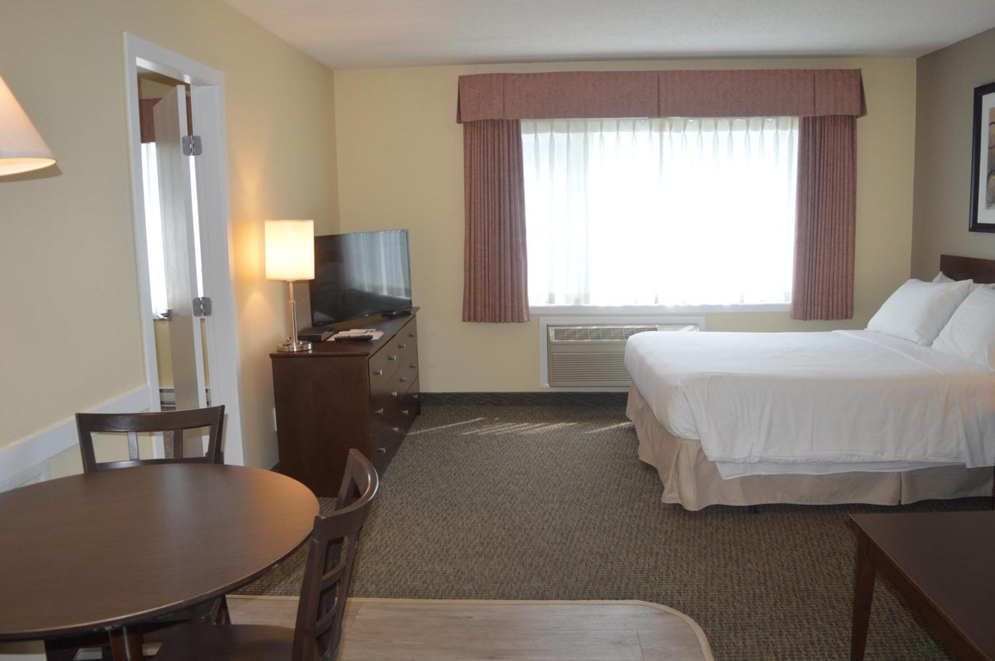 Siesta Suites Kelowna Kültér fotó