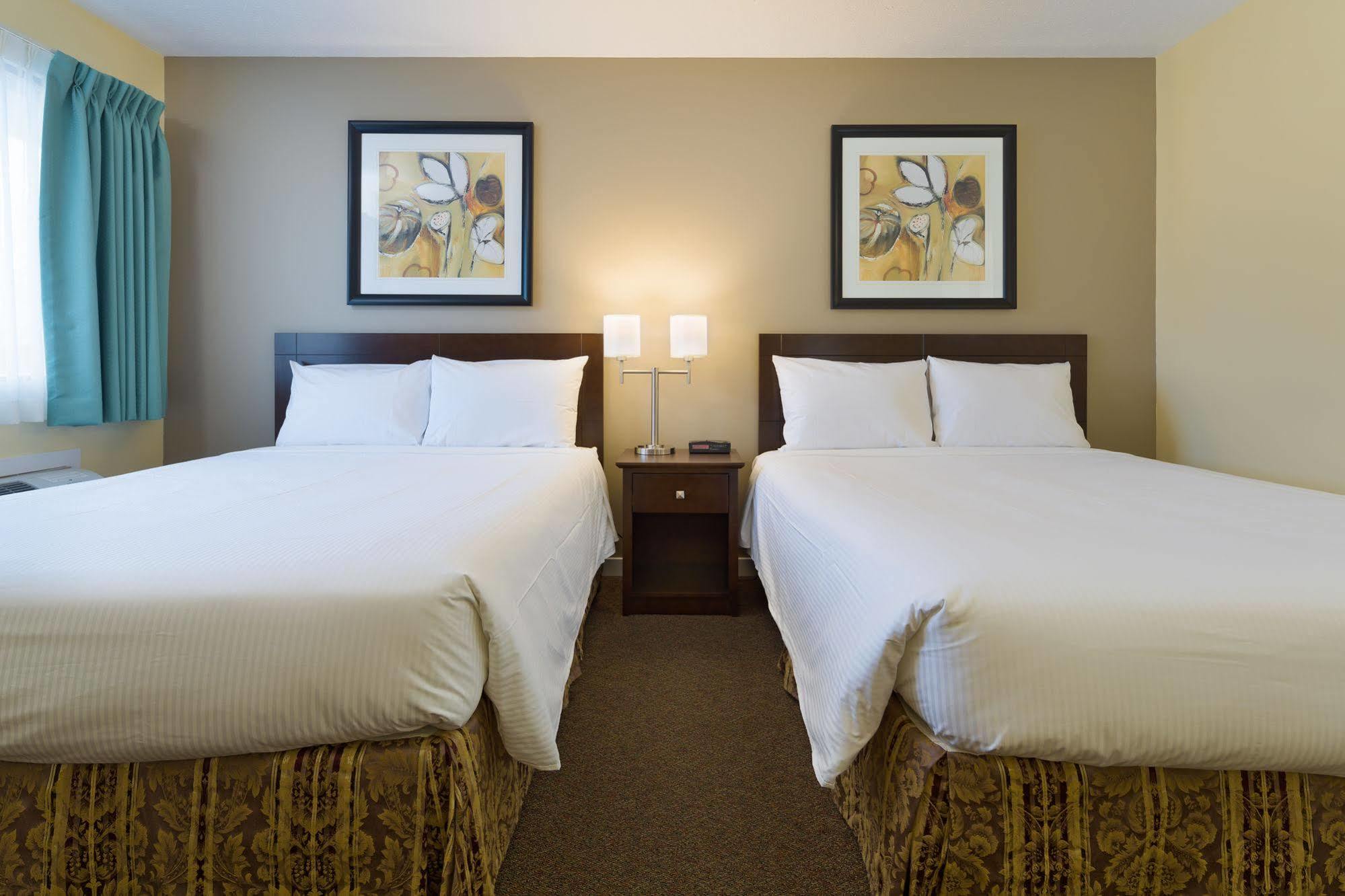 Siesta Suites Kelowna Kültér fotó